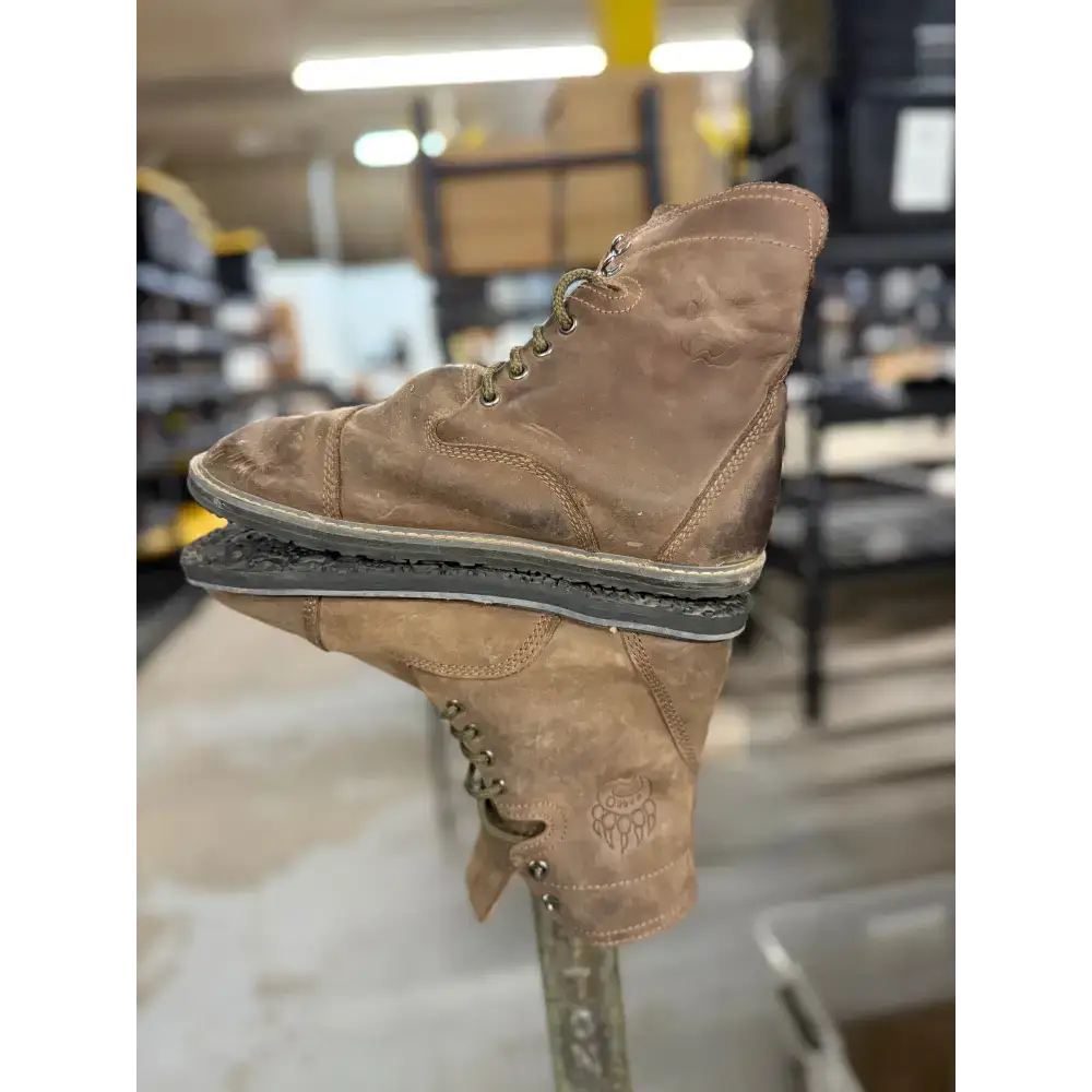 Bearly Used Footwear - Image 120