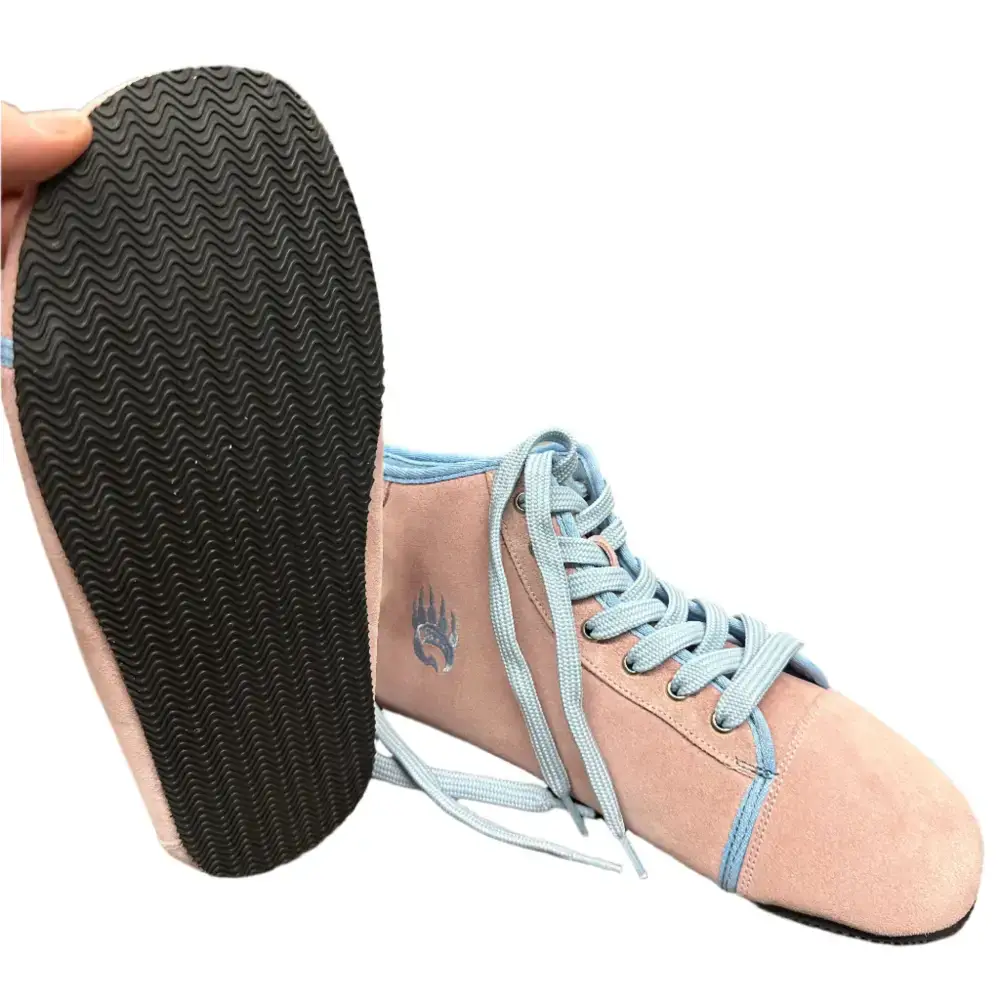 Bearly Used Footwear - Image 15