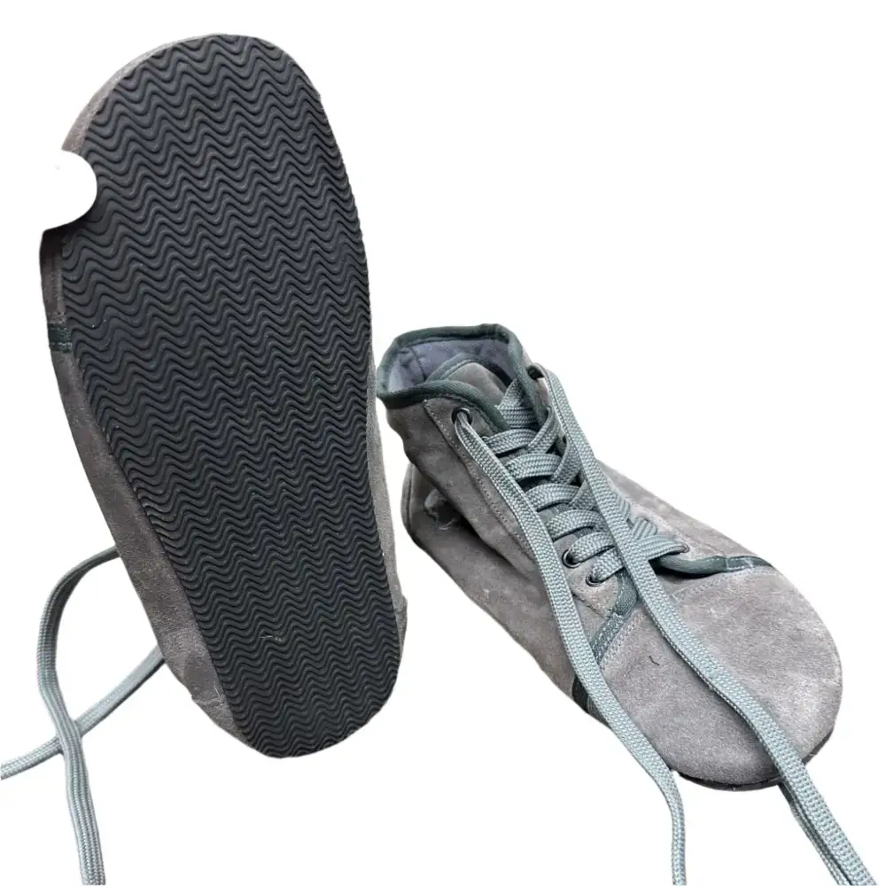 Bearly Used Footwear - Image 24