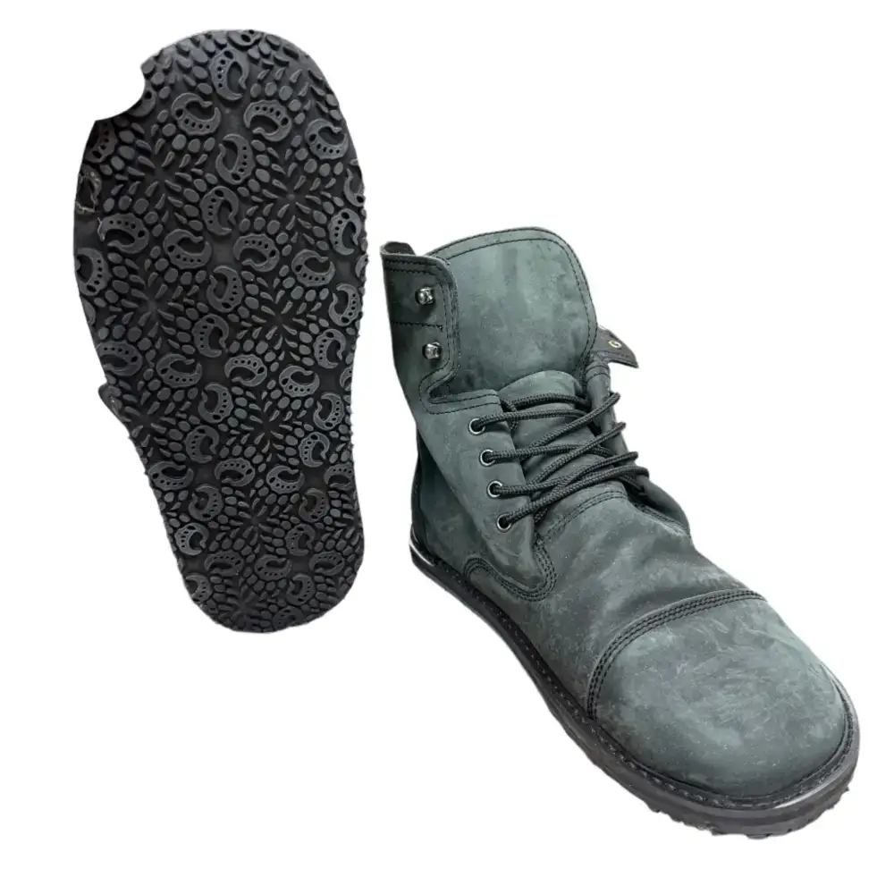 Bearly Used Footwear - Image 27