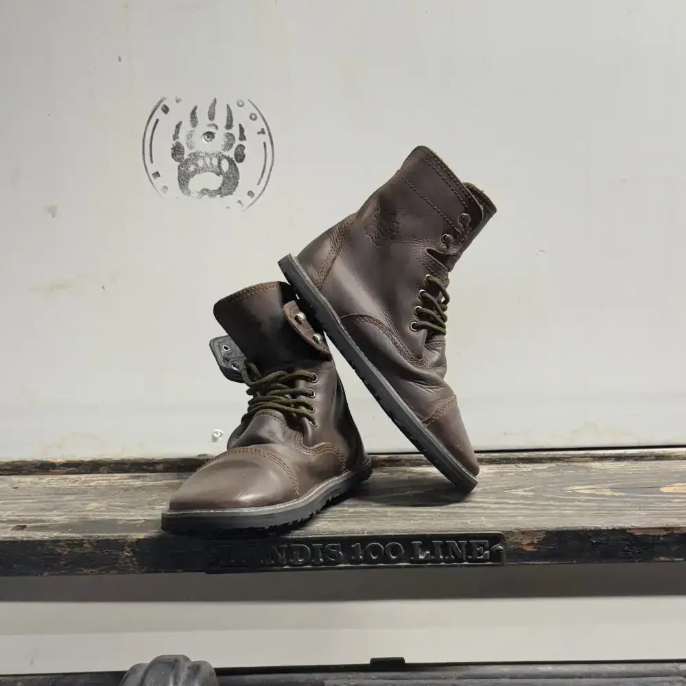 Bearly Used Footwear - Image 30
