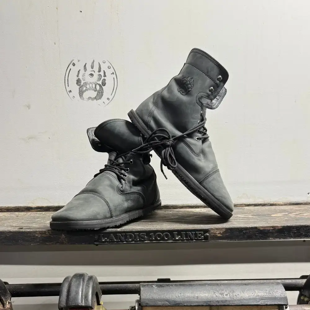 Bearly Used Footwear - Image 39