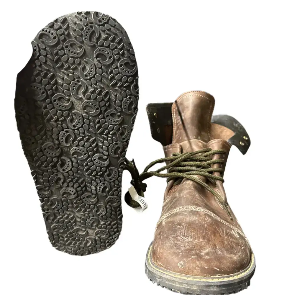 Bearly Used Footwear - Image 4