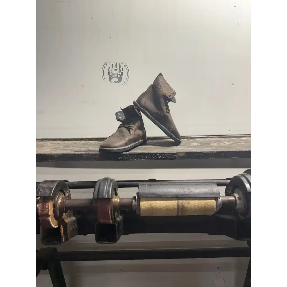 Bearly Used Footwear - Image 41
