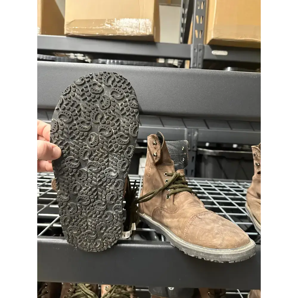 Bearly Used Footwear - Image 5