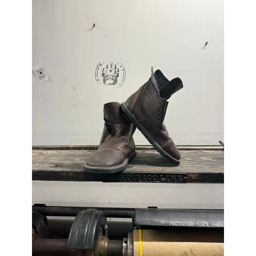 Bearly Used Footwear - Image 53
