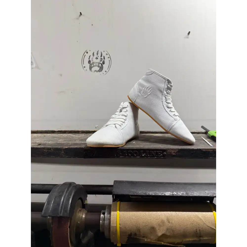 Bearly Used Footwear - Image 58