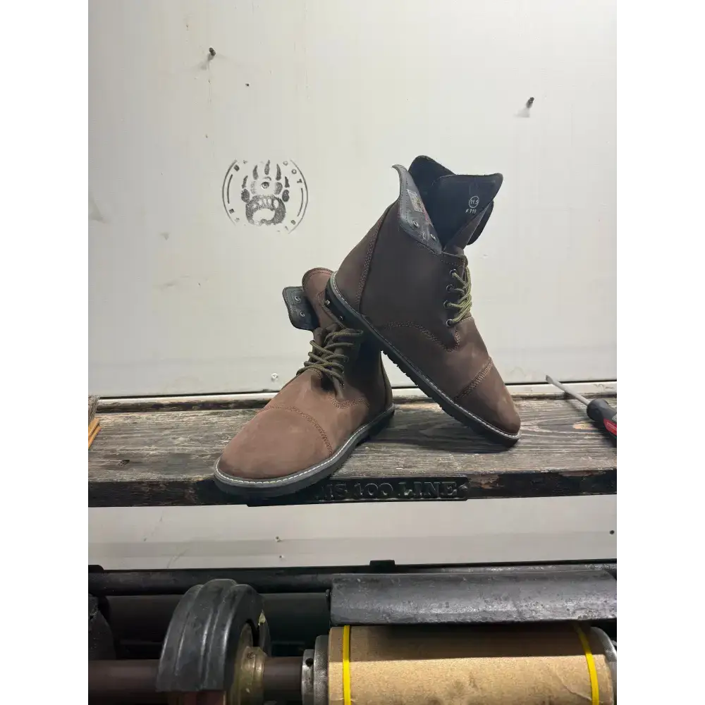 Bearly Used Footwear - Image 65