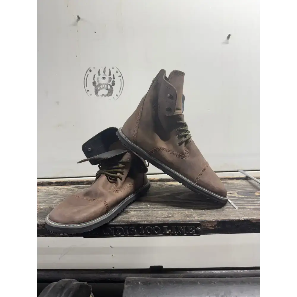 Bearly Used Footwear - Image 68