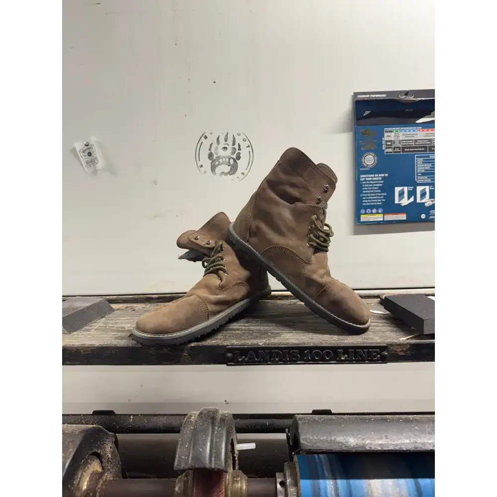 Bearly Used Footwear - Image 77