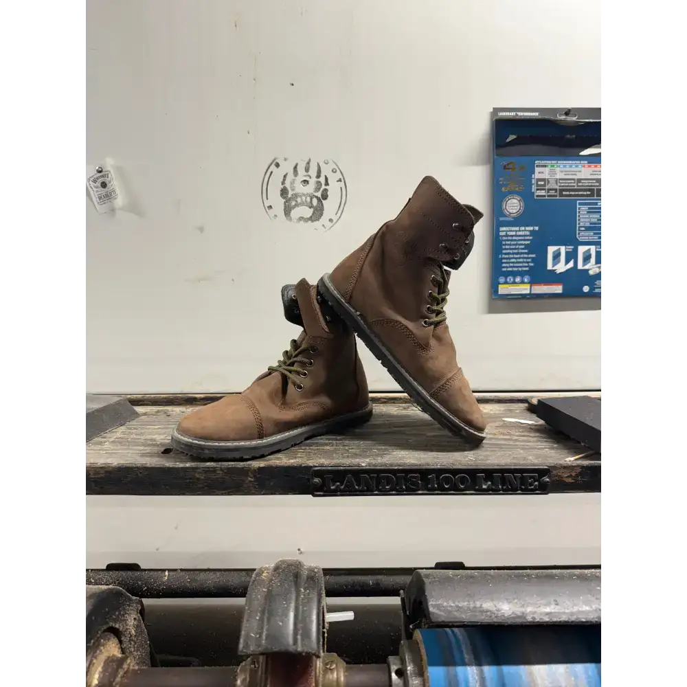 Bearly Used Footwear - Image 78