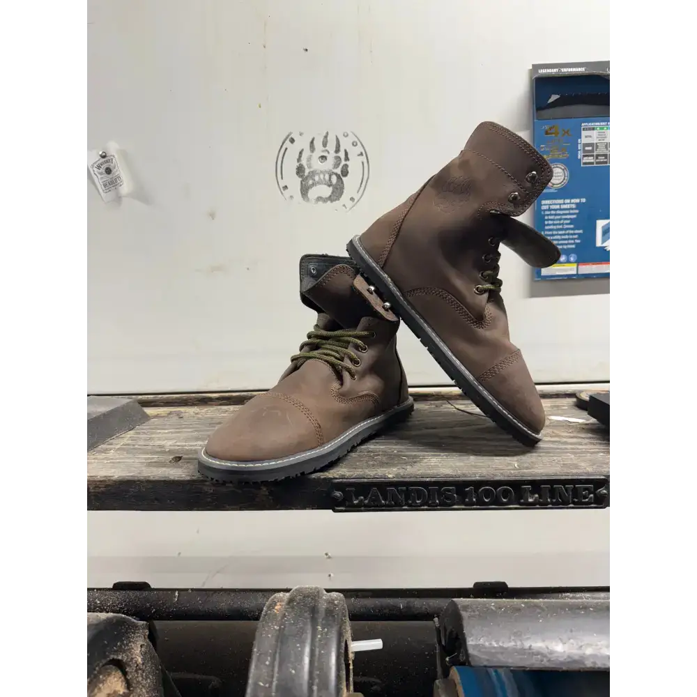 Bearly Used Footwear - Image 79