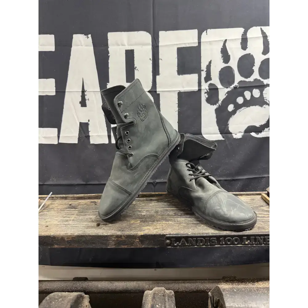 Bearly Used Footwear - Image 90