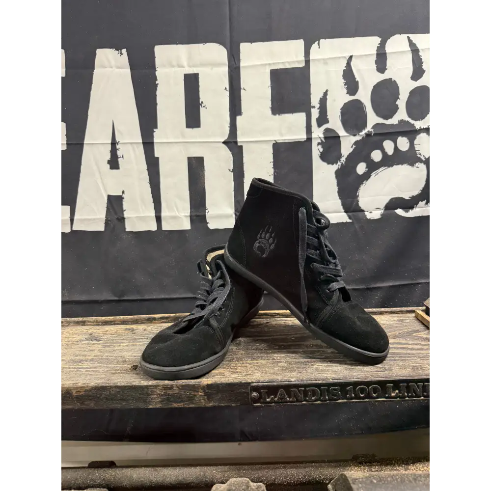 Bearly Used Footwear - Image 92