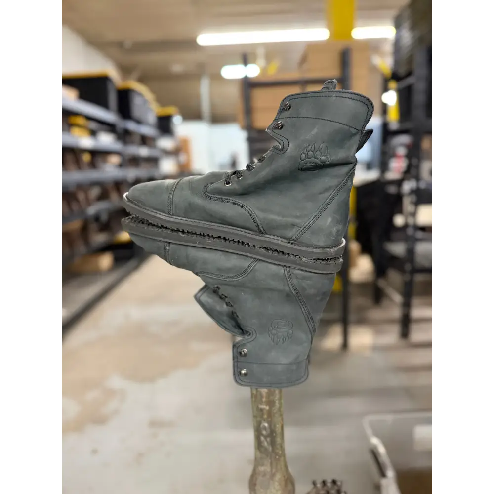 Bearly Used Footwear - Image 99